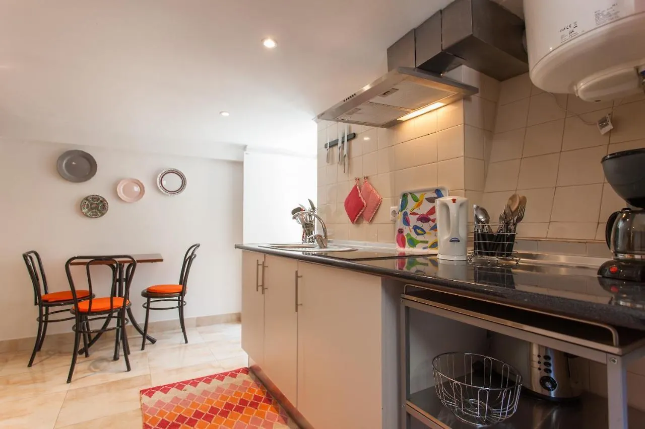 Feels Like Home Alfama Romantic Flat Lisbon Portugal
